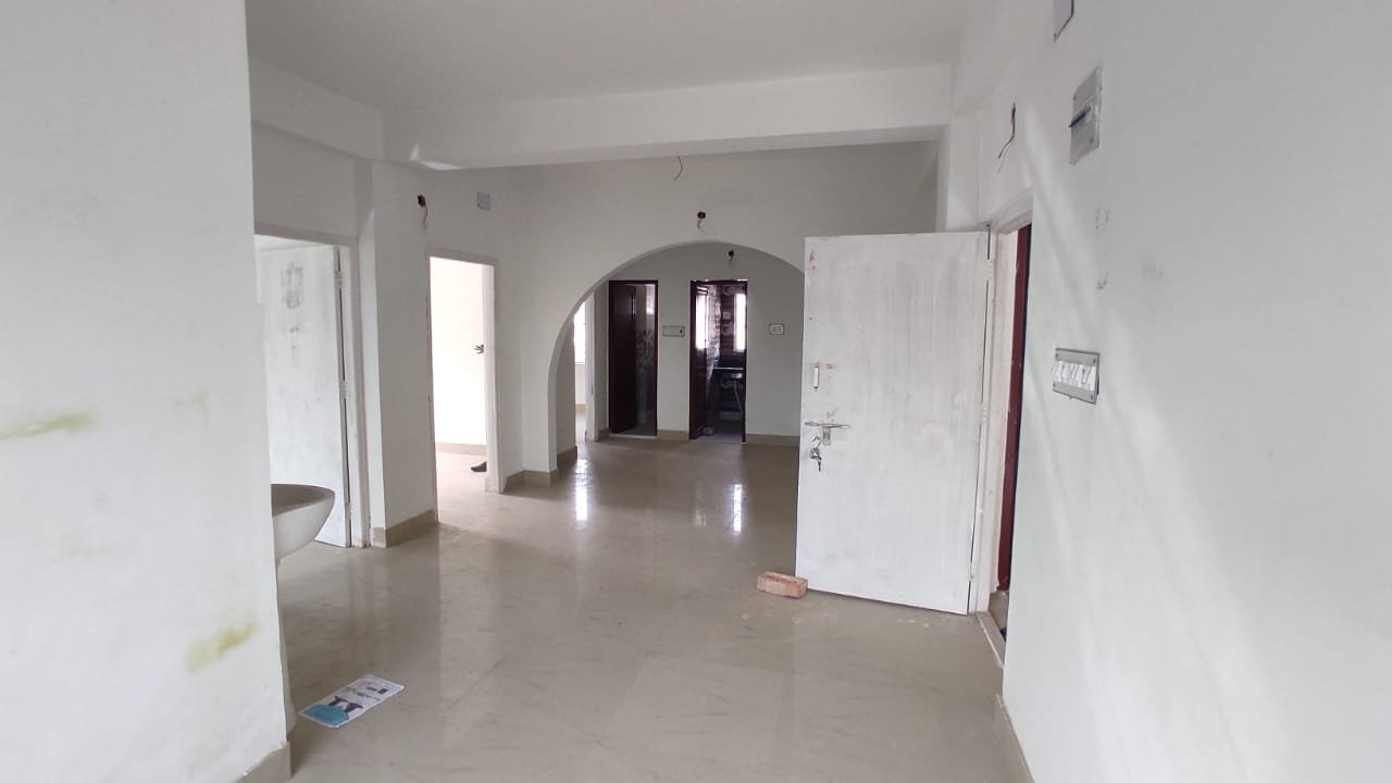 3 Bhk 1205 Sqft Flat Sale In Kestopur, Near 206 Foot Bridge, Kolkata ...