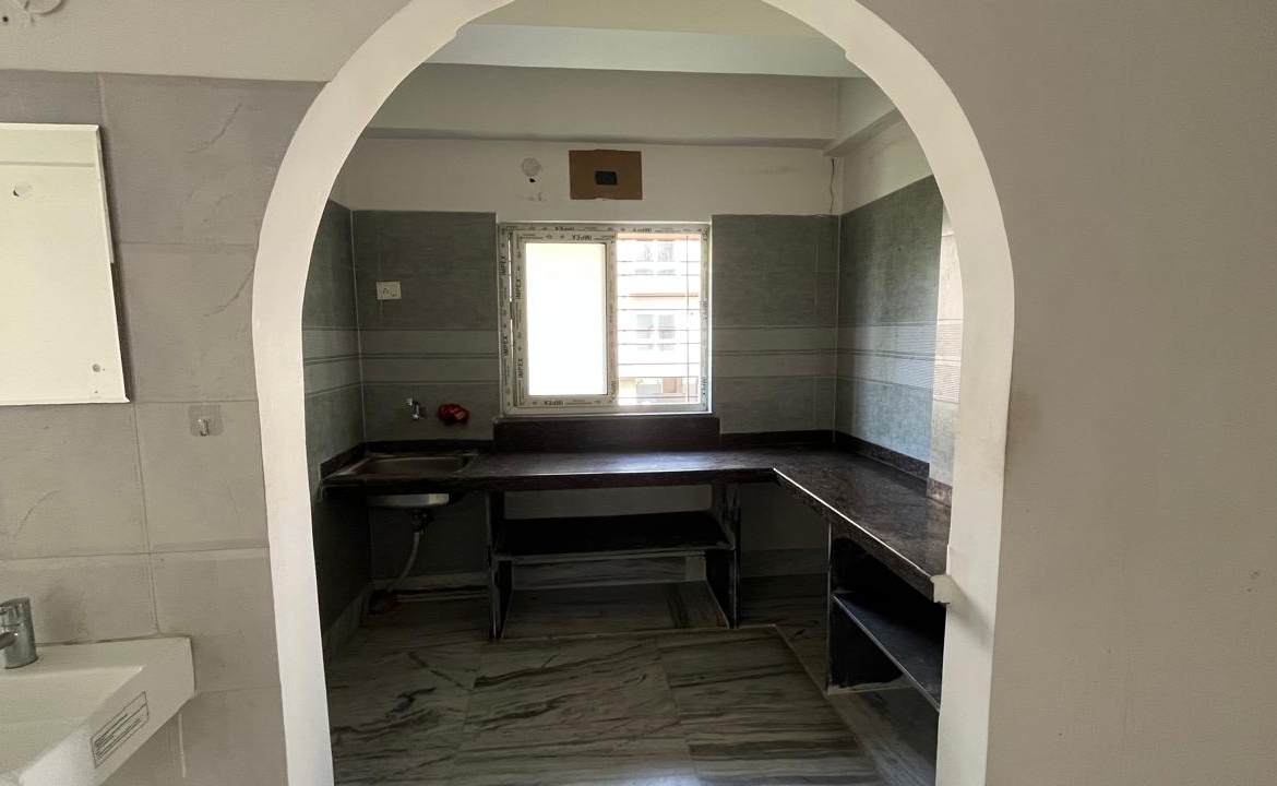 Hig Cooperative 3 bhk flat sale in new town