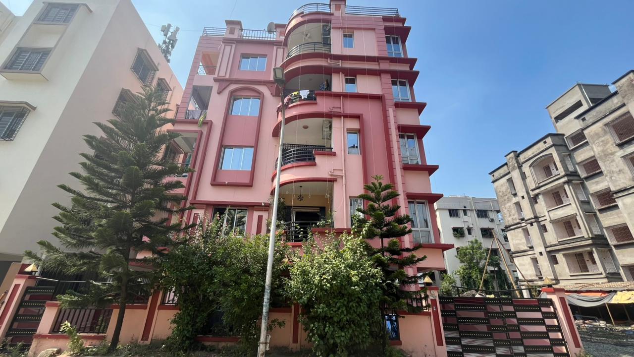 WhatsApp Image 2025 10 24 at 12.10.04 PM